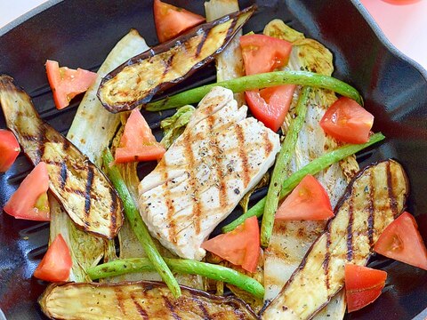 簡単！まぐろと野菜のグリル　〜バジル風味〜